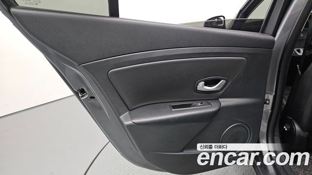 Renault Korea SM3 2018 — photo 15