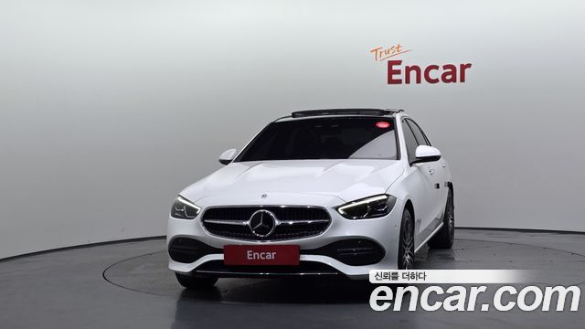 Mercedes-Benz C-Class 2022 — photo 3