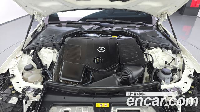Mercedes-Benz C-Class 2022 — photo 6