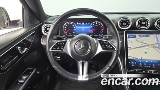Mercedes-Benz C-Class 2022 — photo 19