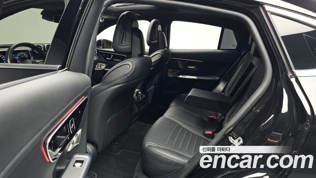 Mercedes-Benz GLC-Class 2024 — photo 17