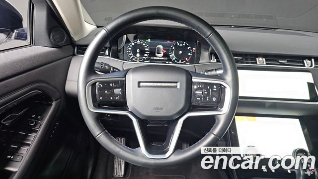 Land Rover Range Rover Evoque 2022 — photo 20
