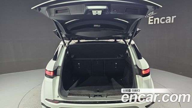 Land Rover Range Rover Evoque 2022 — photo 25