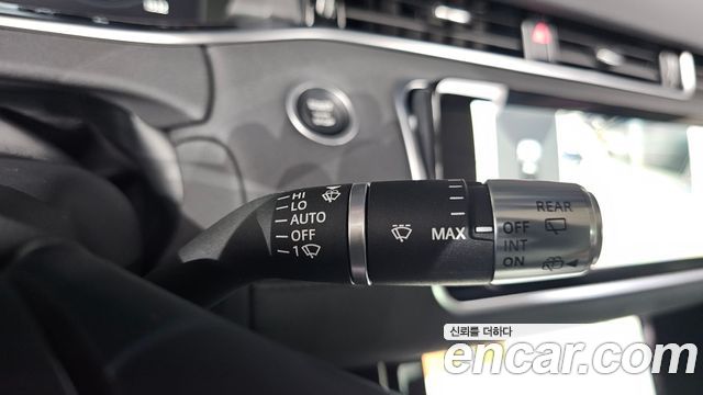 Land Rover Range Rover Evoque 2022 — photo 30