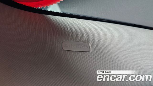 Land Rover Range Rover Evoque 2022 — photo 33