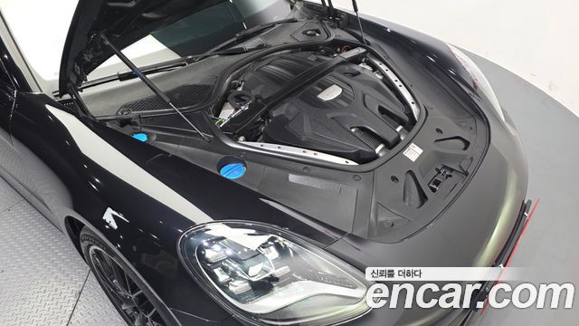 Porsche Panamera 2018 — photo 6