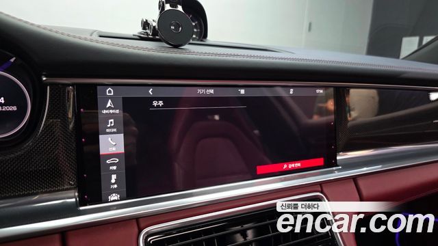 Porsche Panamera 2018 — photo 42
