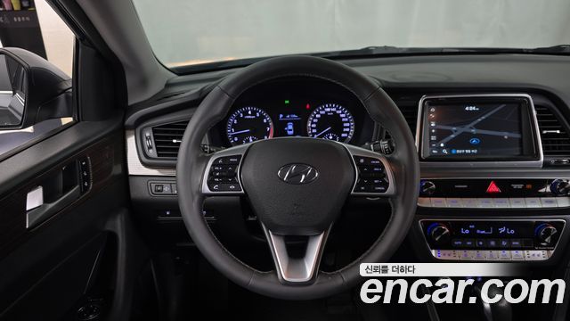Hyundai Sonata 2019 — photo 13