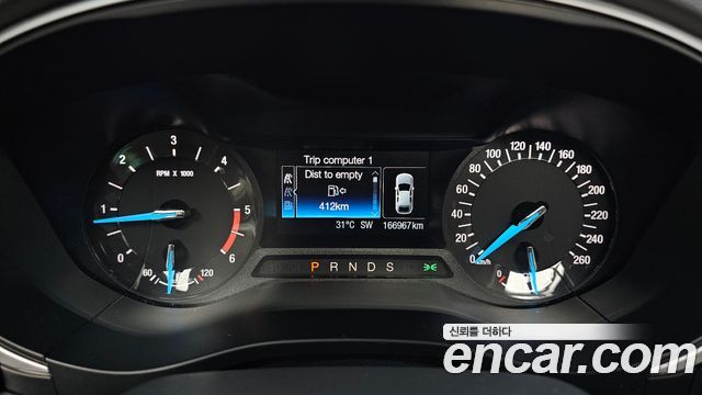 Ford Mondeo 2016 — photo 11
