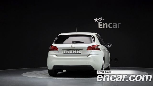 Peugeot 308 2015 — photo 4