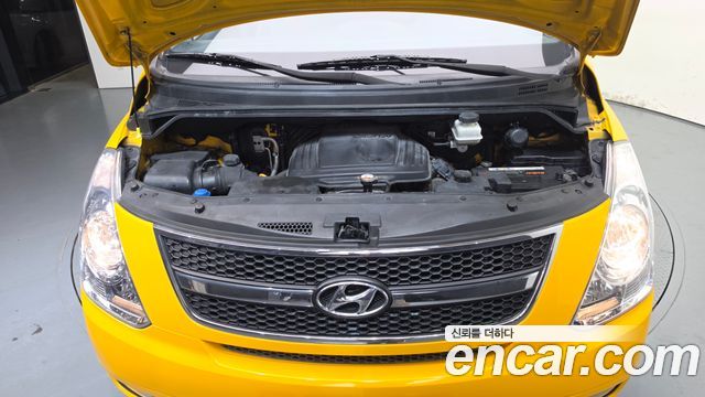 Hyundai Starex 2015 — photo 6