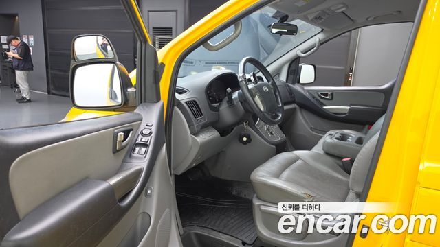 Hyundai Starex 2015 — photo 10
