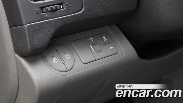 Hyundai Starex 2015 — photo 16