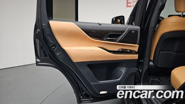 Lexus LX 2025 — photo 15