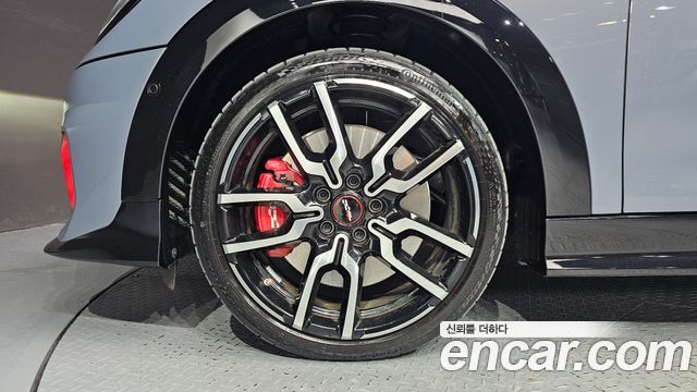 Mini Cooper Convertible 2026 — photo 5
