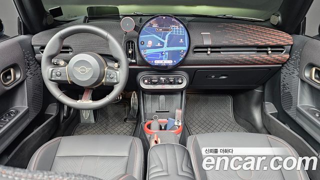 Mini Cooper Convertible 2026 — photo 10