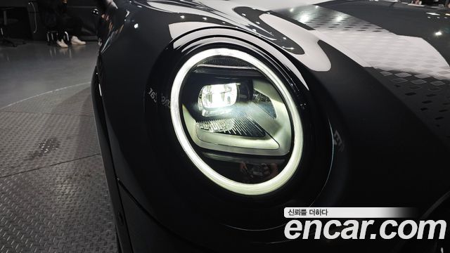 Mini Cooper Convertible 2026 — photo 8