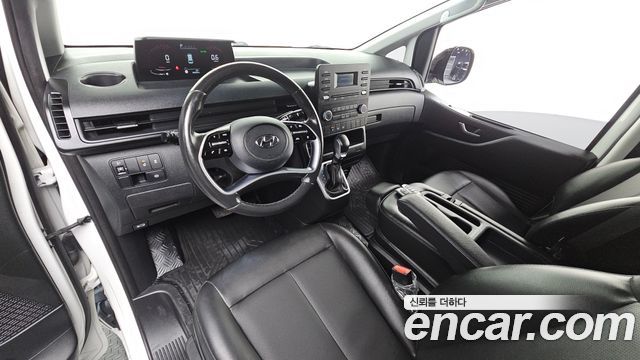 Hyundai Staria 2022 — photo 7