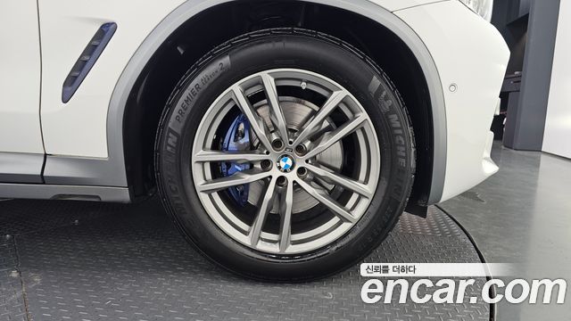 BMW X4 2021 — photo 7