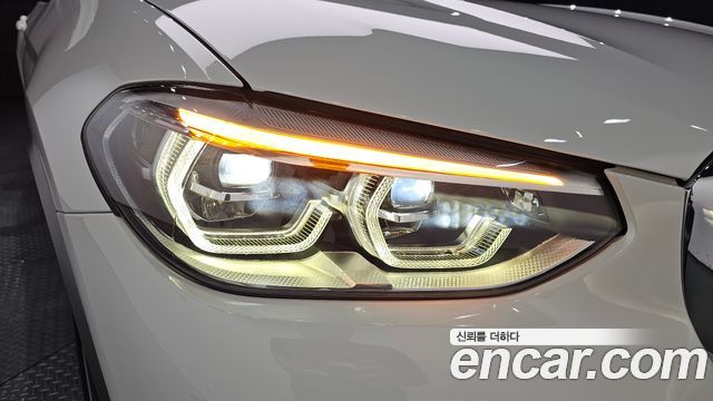 BMW X4 2021 — photo 8