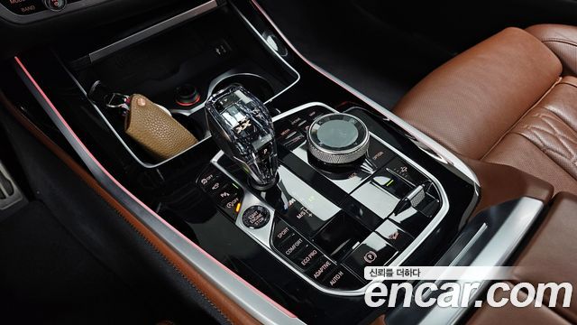 BMW X7 2019 — photo 12