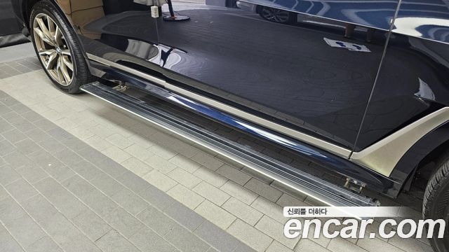 BMW X7 2019 — photo 25
