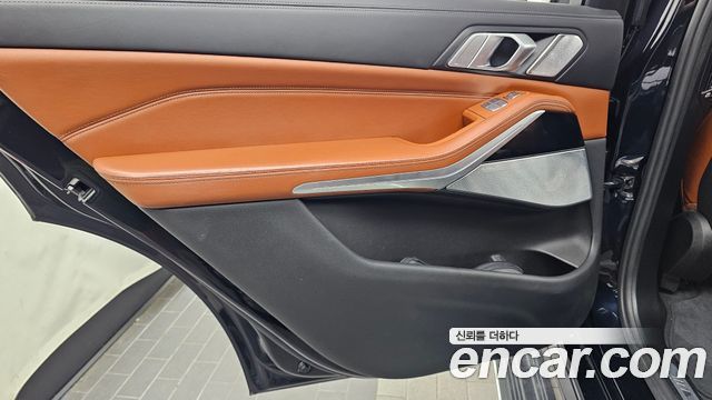 BMW X7 2019 — photo 15