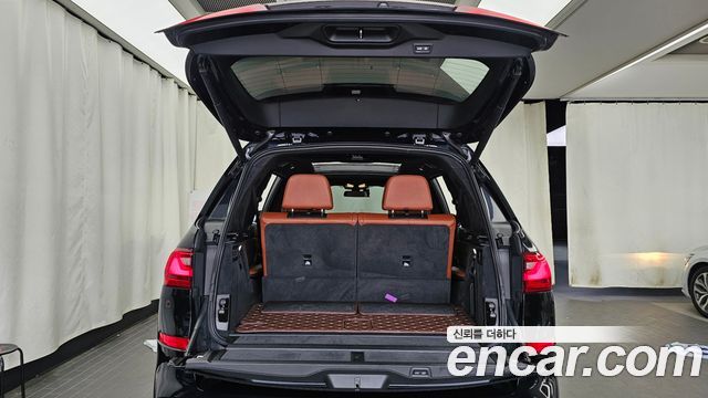 BMW X7 2019 — photo 35