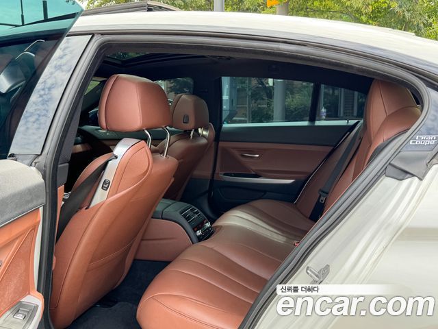 BMW 6-Series 2017 — photo 11