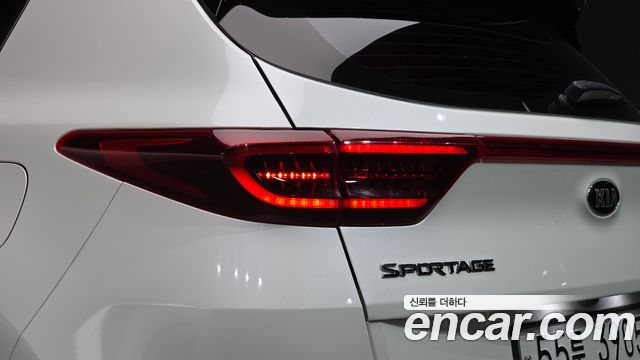 Kia Sportage 2019 — photo 9