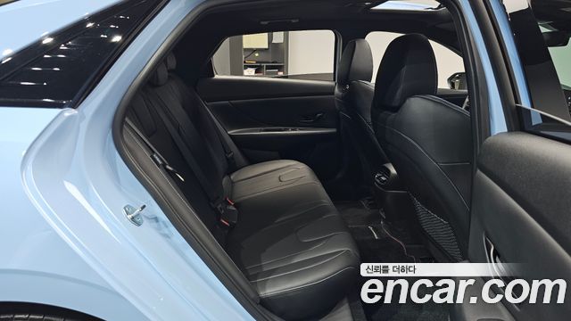 Hyundai AVANTE 2024 — photo 17