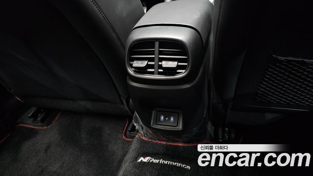 Hyundai AVANTE 2024 — photo 31