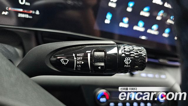 Hyundai AVANTE 2024 — photo 33