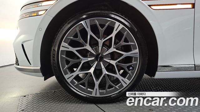 Genesis G90 2023 — photo 5