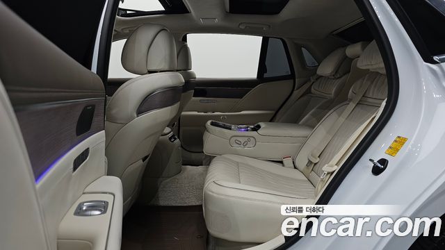 Genesis G90 2023 — photo 17