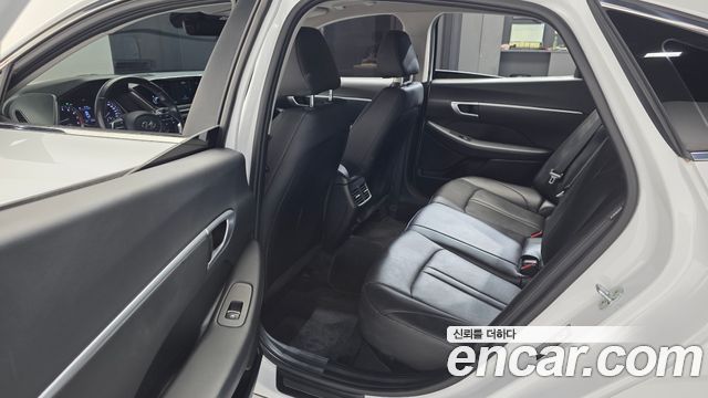 Hyundai Sonata 2020 — photo 16