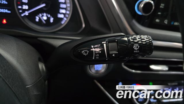 Hyundai Sonata 2020 — photo 30