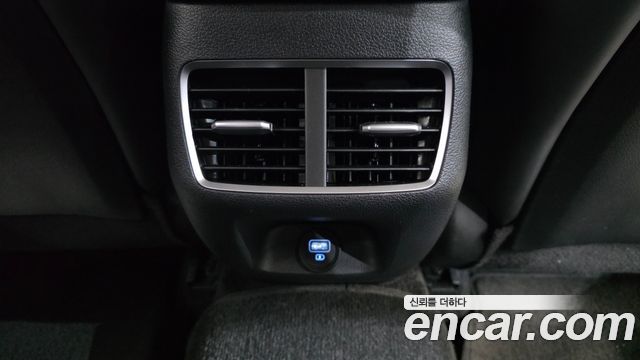 Hyundai Sonata 2020 — photo 31