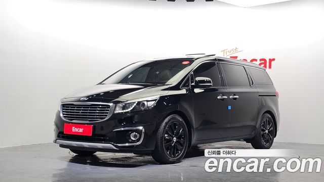 Kia Canival 2017 — photo 1