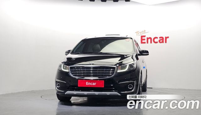 Kia Canival 2017 — photo 3