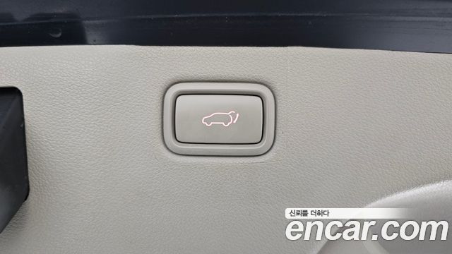 Kia Canival 2017 — photo 20