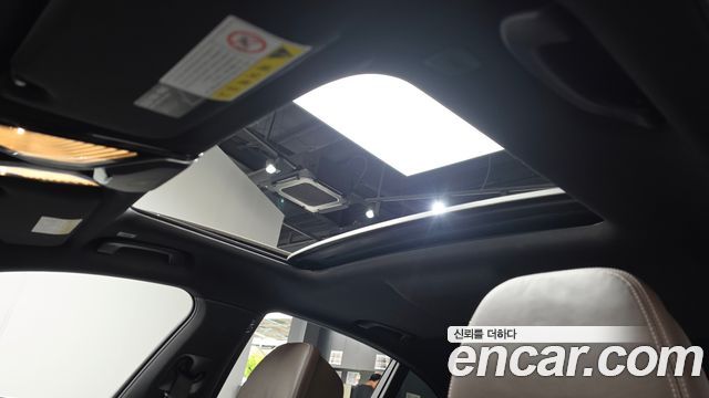 BMW 7-Series 2018 — photo 23