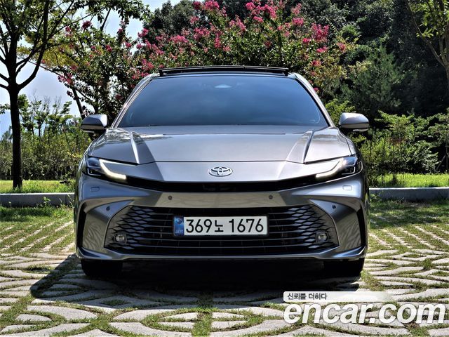 Toyota Camry 2026 — photo 3