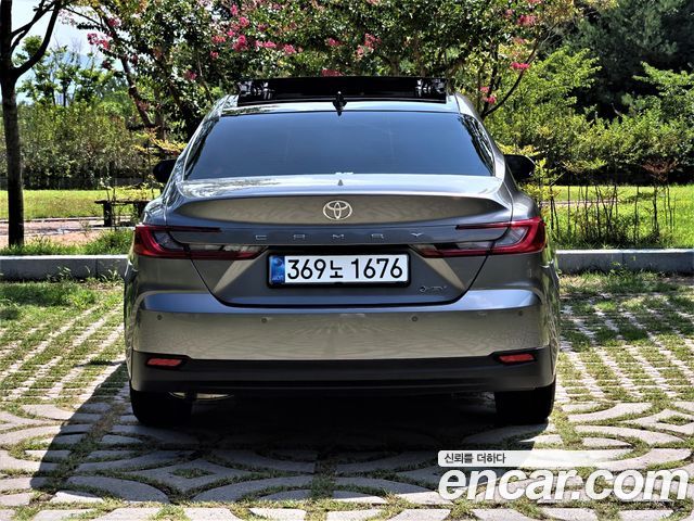 Toyota Camry 2026 — photo 4
