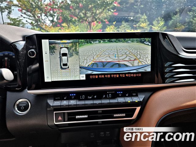 Toyota Camry 2026 — photo 16