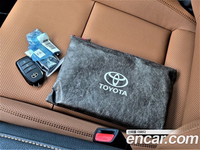 Toyota Camry 2026 — photo 19