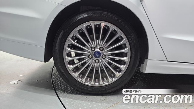 Ford Mondeo 2016 — photo 5