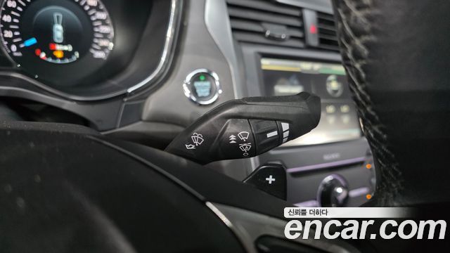 Ford Mondeo 2016 — photo 19