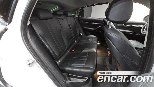 BMW X6 2016 — photo 11