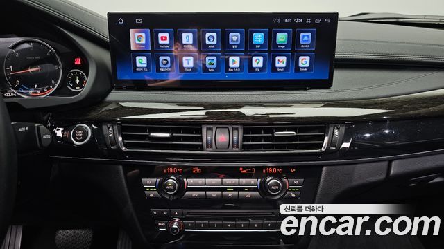 BMW X6 2016 — photo 14